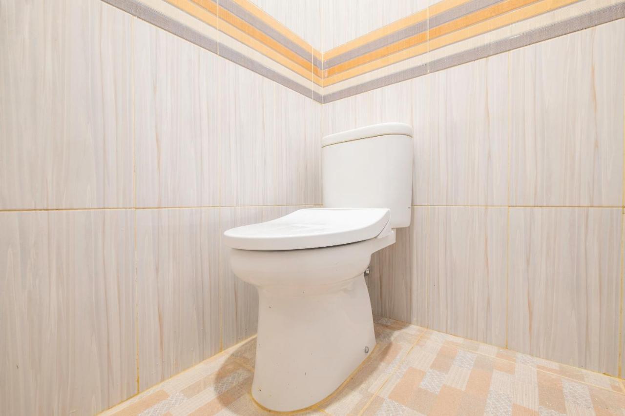 Reddoorz Syariah Near Tugu Lampu Gentur Cianjur Hotel Ngoại thất bức ảnh