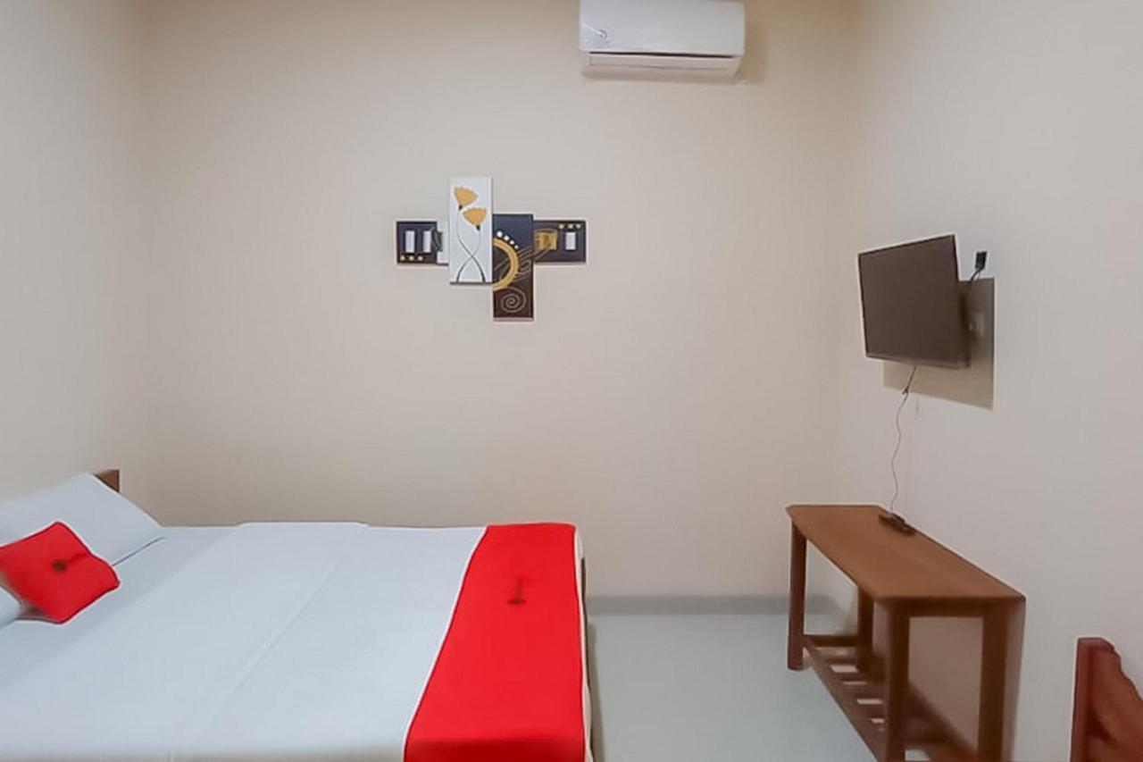 Reddoorz Syariah Near Tugu Lampu Gentur Cianjur Hotel Ngoại thất bức ảnh