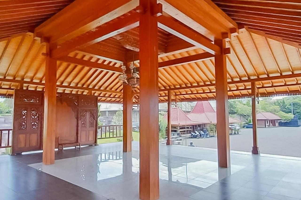 Reddoorz Syariah Near Tugu Lampu Gentur Cianjur Hotel Ngoại thất bức ảnh